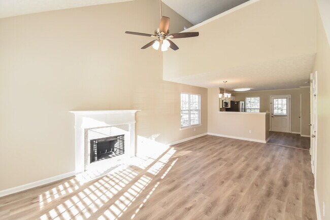 Photo - 200 Lafayette St