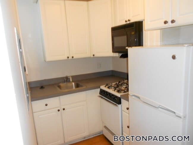 Photo - 15 Edgerly Rd Apartment Unit 28
