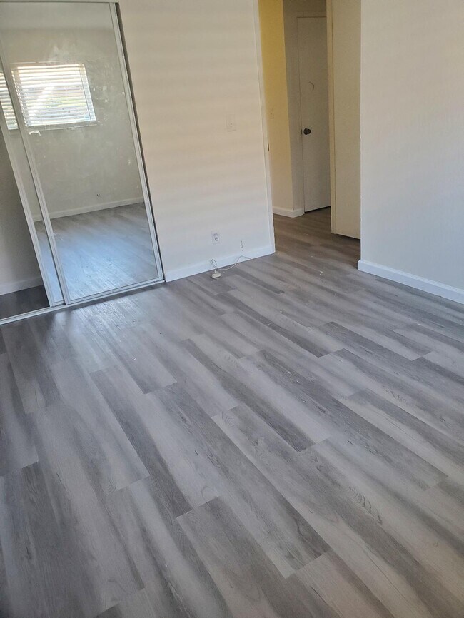 Bd2 - 991 Wren Dr Unit 02