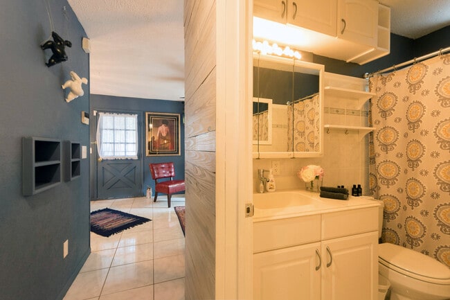 Photo - 1022 8th St N Unidad Cottage