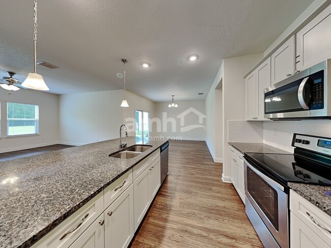 Photo - 887 Sunny Stroll Dr