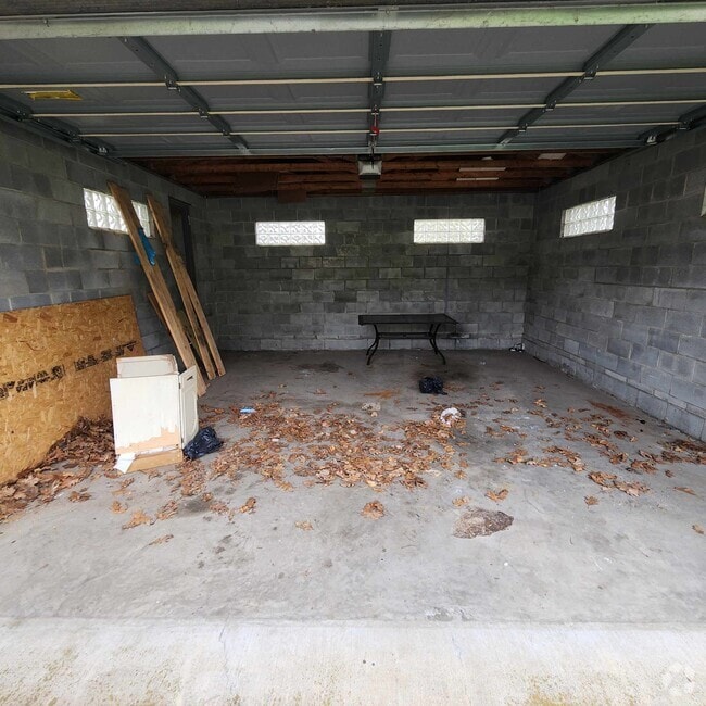 Building Photo - 613 Countyline St Unit RANCH APARTMENT