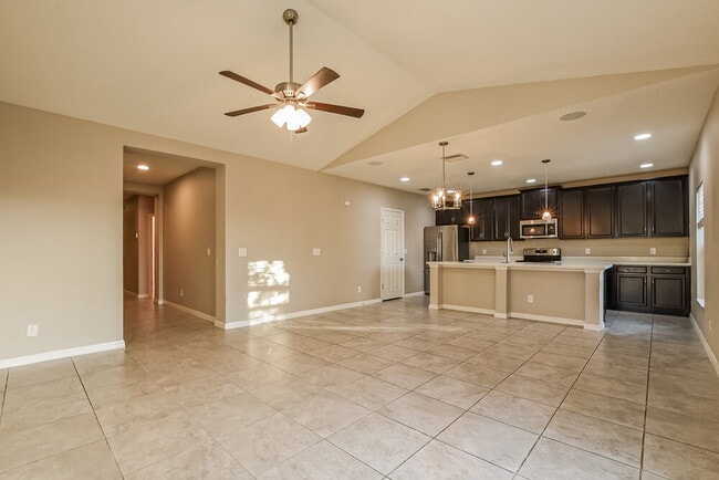 Photo - 9808 Kinmore Dr