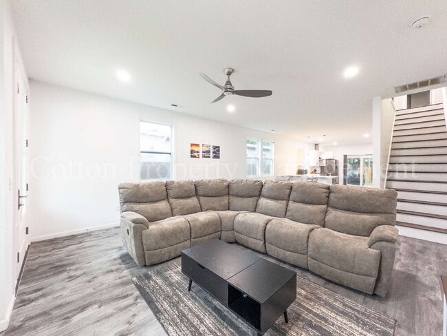 Photo - 2709 Worth Dr
