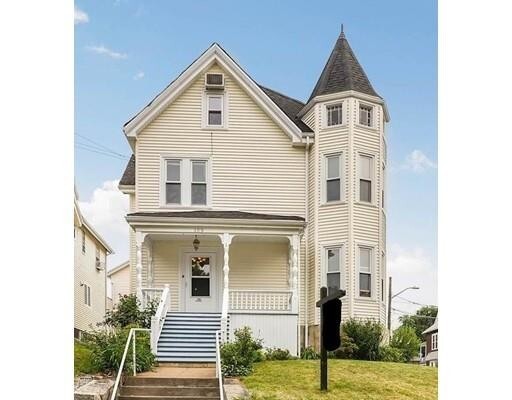 Building Photo - 109 Walnut St Unit 1