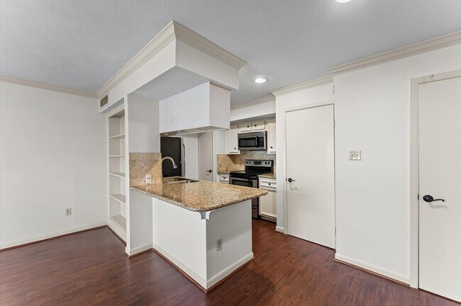 Photo - 2800 Jeanetta St Unidad 1402