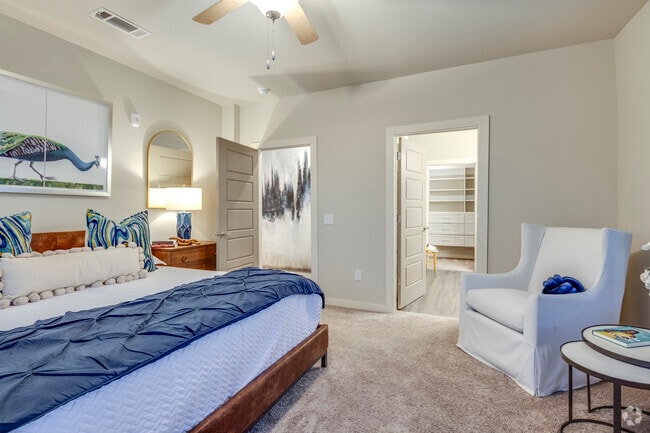 2BR, 2BA - 1,306SF - Primary Bedroom