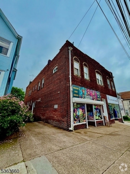 Building Photo - 219 Haledon Ave Rental