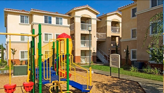 Summercrest Apartments