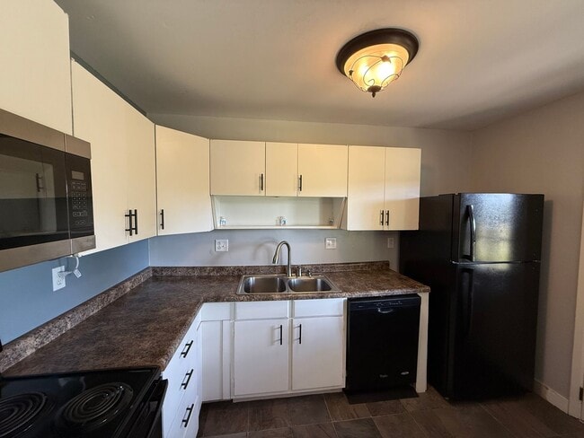 Photo - 213 Poplar Dr