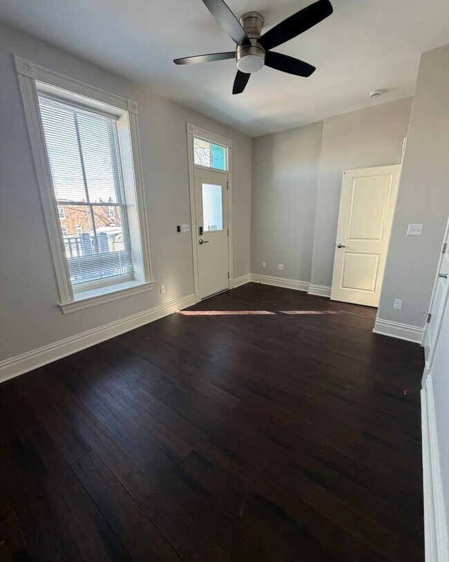 Photo - 4397 Unit 4397B