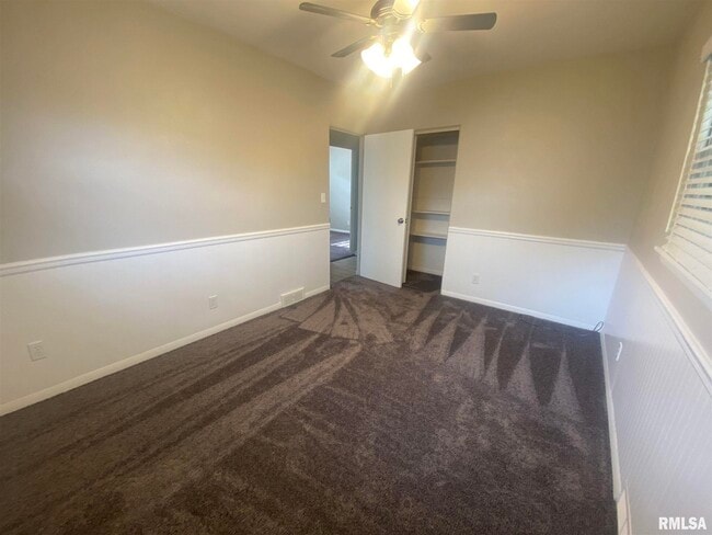 Photo - 2733 E 18th St