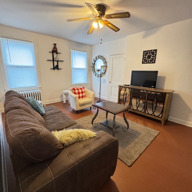 Building Photo - 441 Manor Pl NW Rental