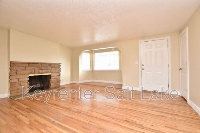 Photo - 7340 Cottonwood St