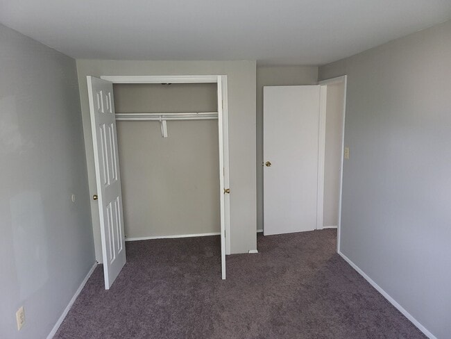 Photo - 303 Wisewell Ct