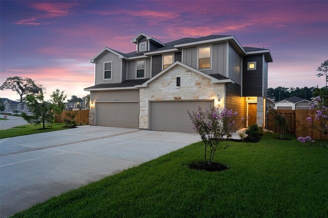 Photo - 217 Oakcrest Rd