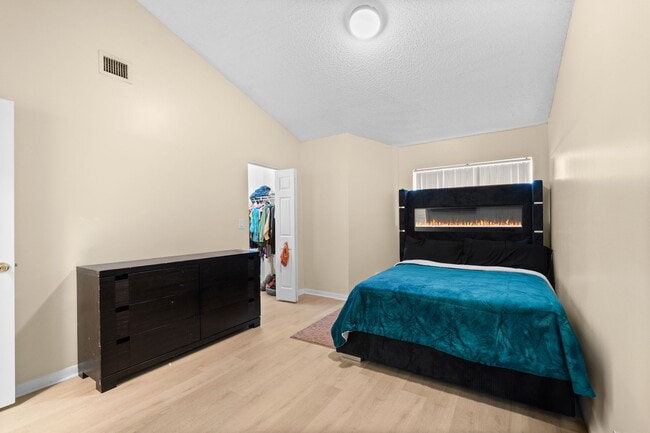 Photo - 3405 NW 44th St Unit 205