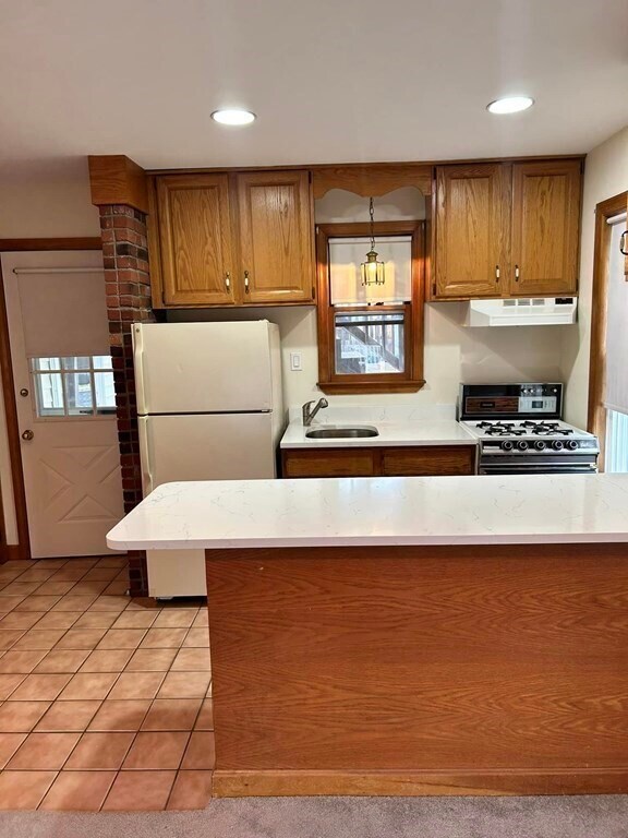 Photo - 460 Quincy Ave