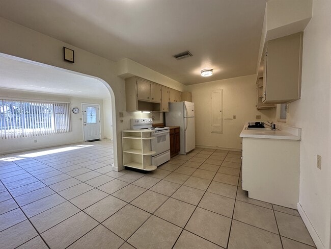 Photo - 501 Ridge Manor Dr