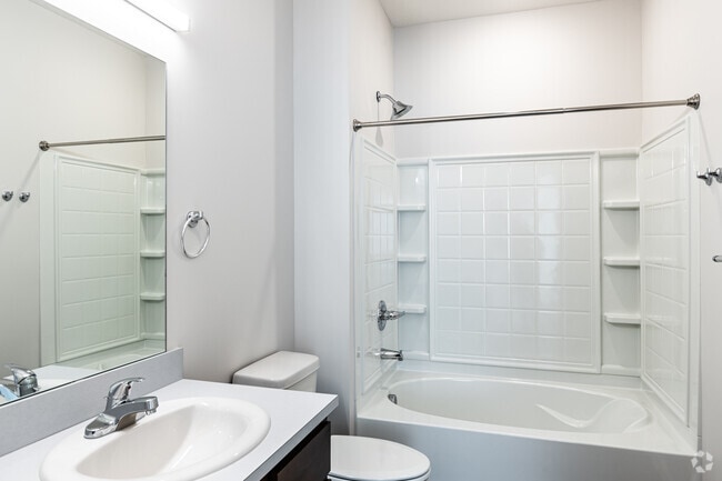 3BR, 2BA - 1117SF