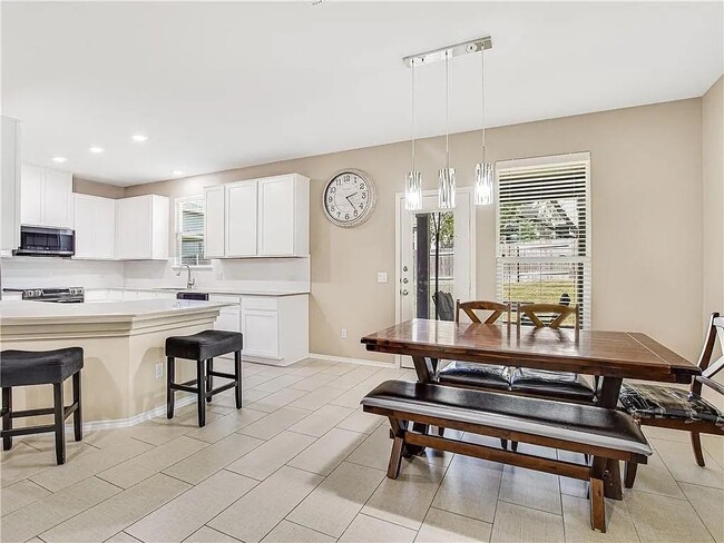 Photo - 808 Sandhill Branch Dr