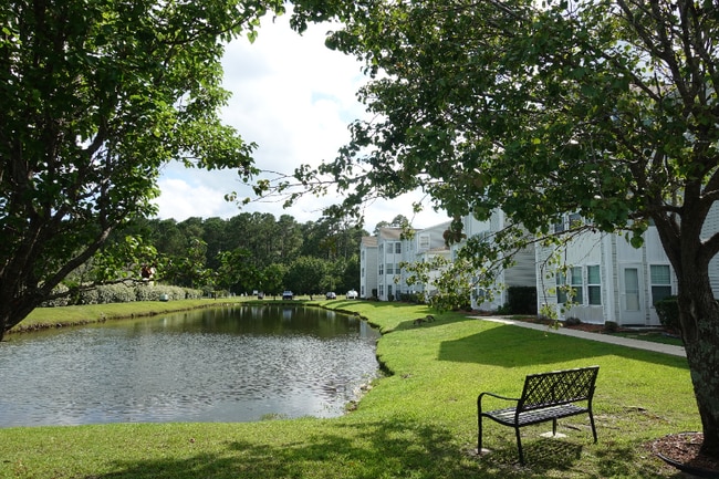 Photo - 2265 Huntingdon Dr