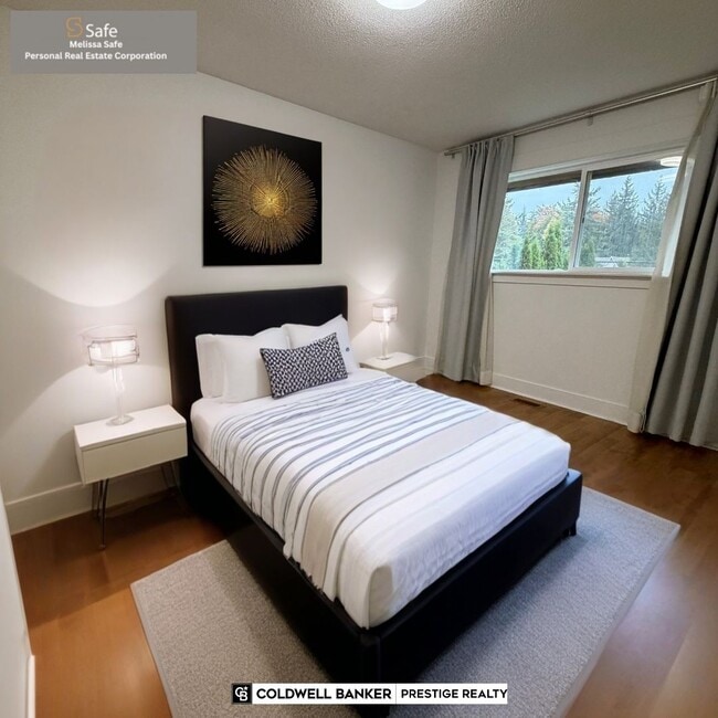 Photo - 4059 Liverpool St