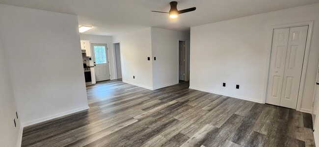 Living Room - 2110 Twin Ave Unit A