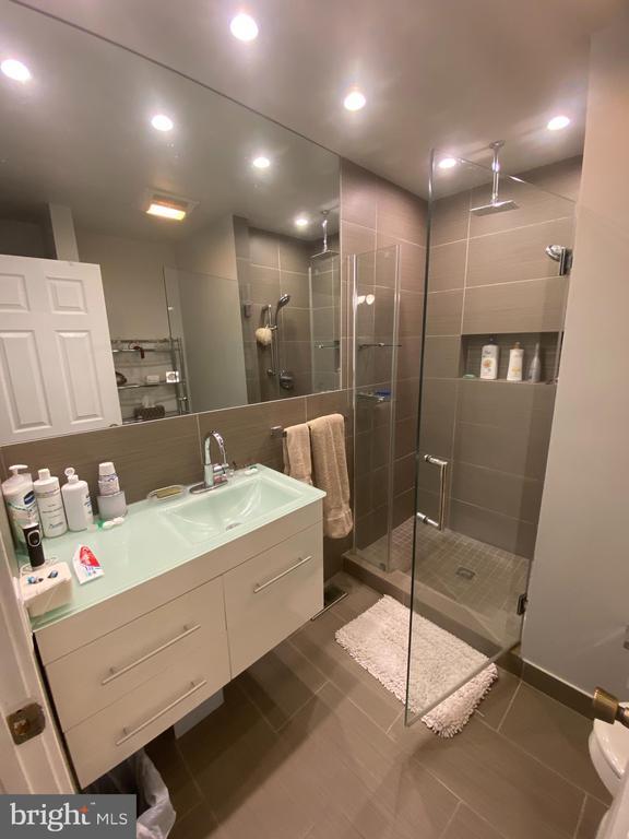 Photo - 2104 Seneca Run