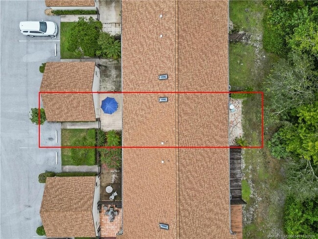 Photo - 1544 SW Silver Pine Way