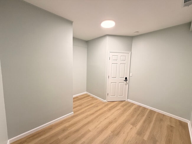 Photo - 115 Winfield Ave Unit 2