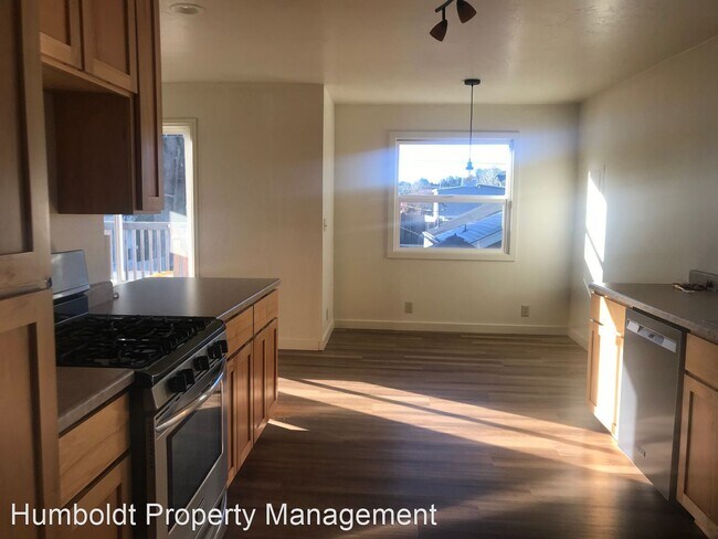 Photo - 2 br, 1 bath House - 3243 Trinity Street