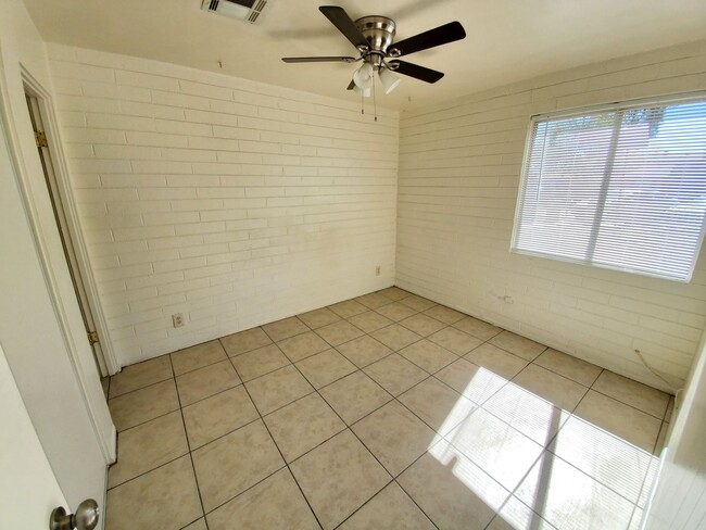 Photo - 1608-1610 W. Becker Lane Unit 1610 W. Becker Lane