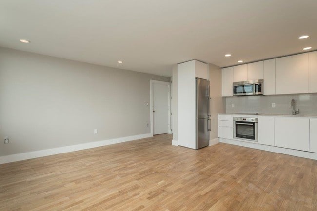 Photo - 334 Harvard Street