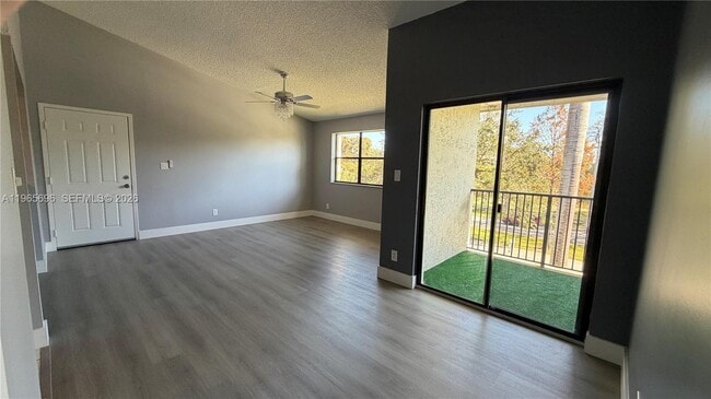 Photo - 530 S Park Rd Unidad 35-11