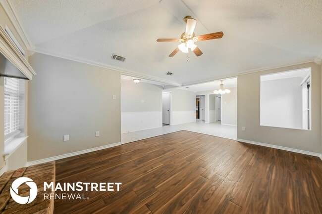 Photo - 2310 Markland St