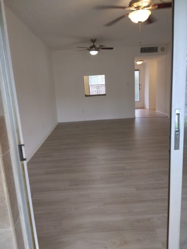 Photo - 5801 NW 62nd Ave Unit $1425/month 1stFloor cnr