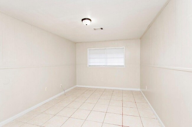 Photo - 13601 Goodwood Dr