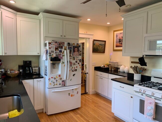 Photo - 1045 Adams St Unidad Adams st