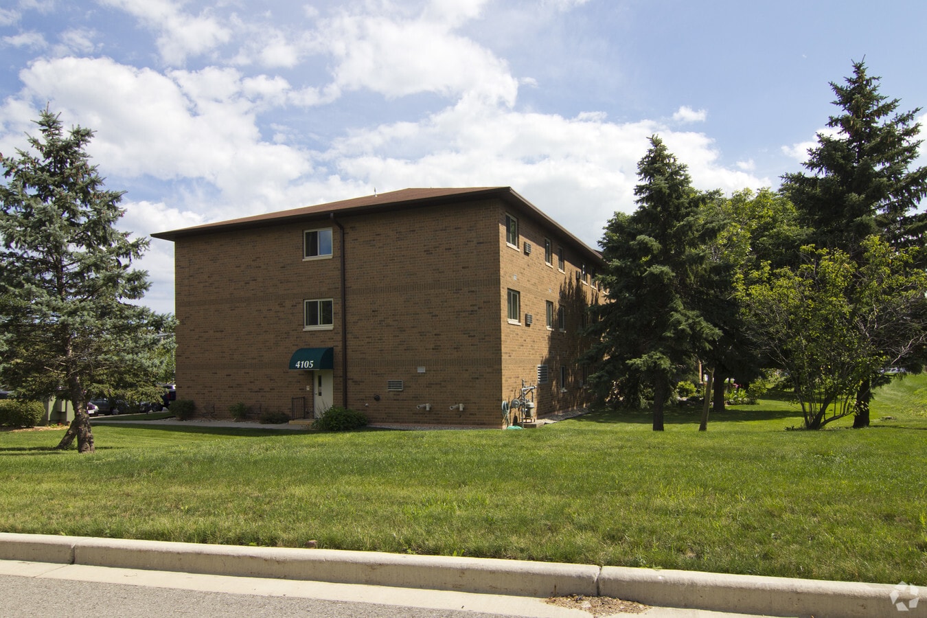 Photo - Marian Housing Center