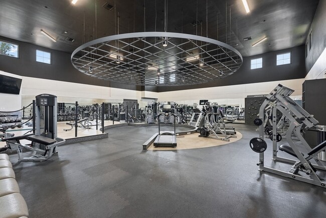 Photo - West 10
