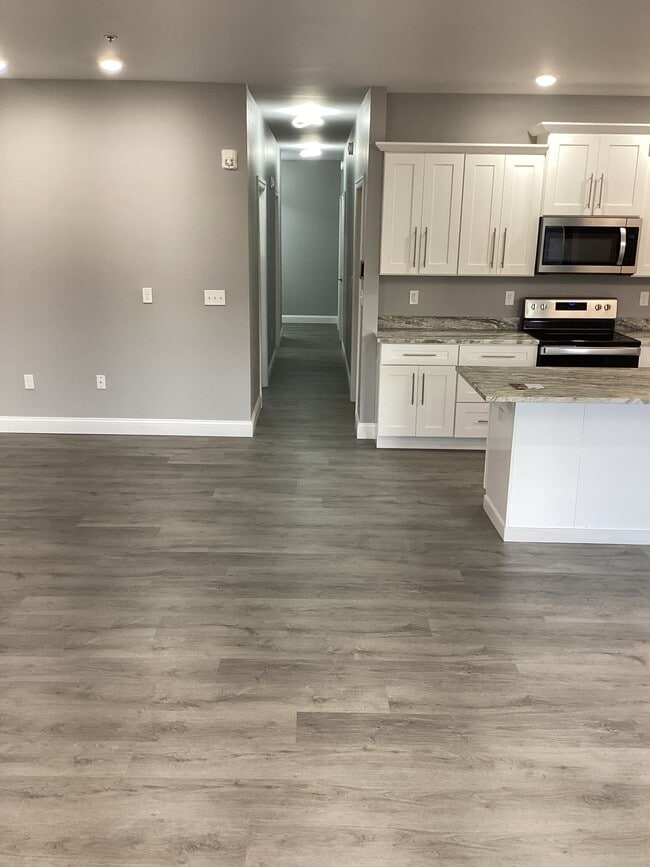 Photo - 318 Grand River Ave Casa Adosada