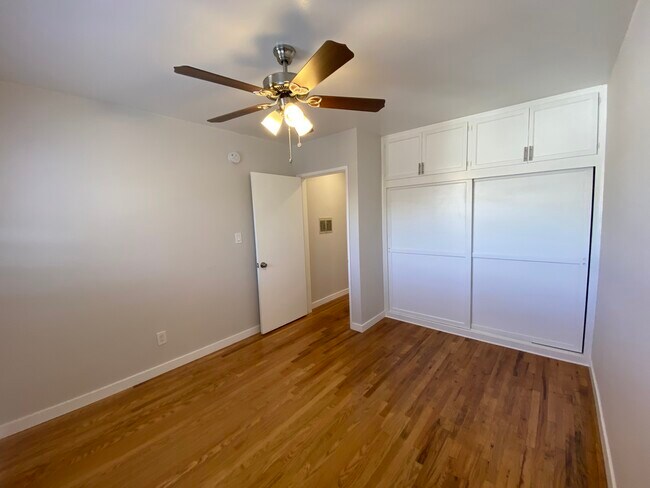 Photo - 12641 Vanowen St Unidad 4