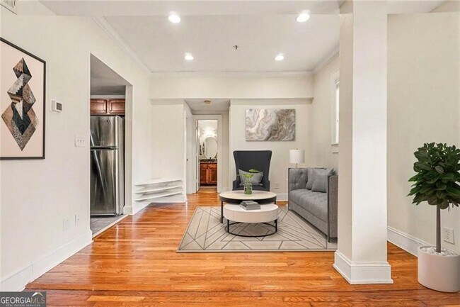Photo - 2855 Peachtree Rd NE Unit 201