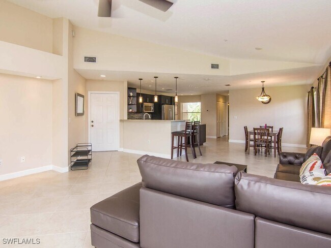 Photo - 6610 Huntington Lakes Cir Unit 201