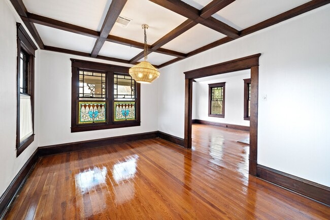 Photo - 1517 Indiana St