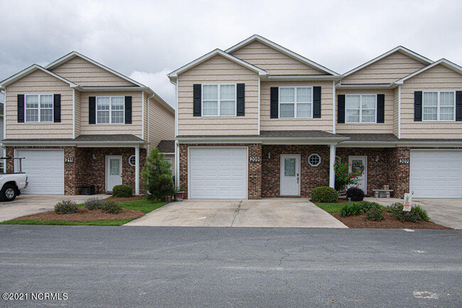 Photo - 209 Triton Ln Townhome