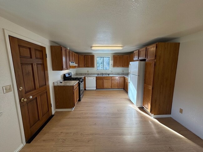 2362 Redwood St Unit A