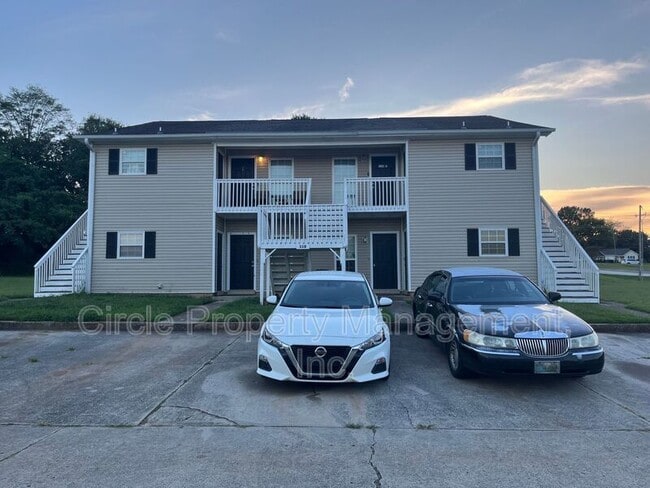 Building Photo - 126 Claybill Dr Unit D