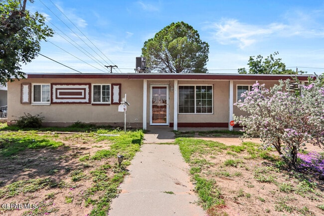 Building Photo - 5736 Sun Valley Dr